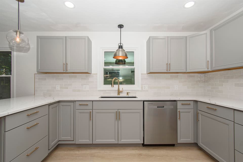 300 Arrowhead Trail, photo 14 of 39