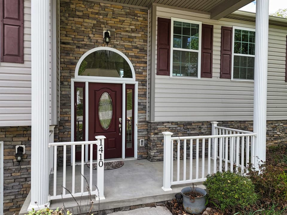 1410 Sherwood Drive, photo 7 of 40