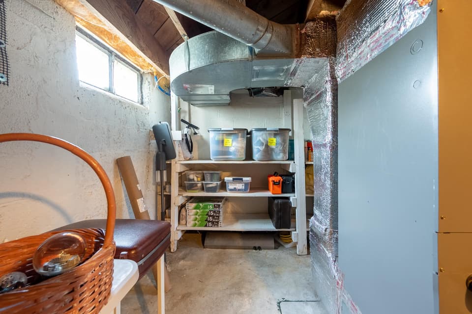 940 Forest Street, photo 30 of 40