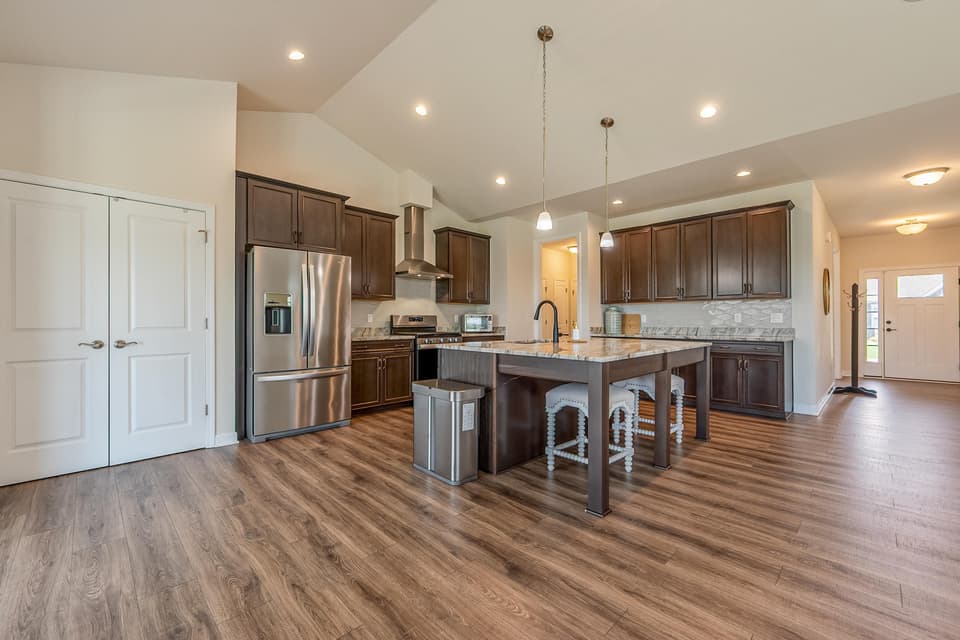 740 Jefferson Circle, photo 38 of 40