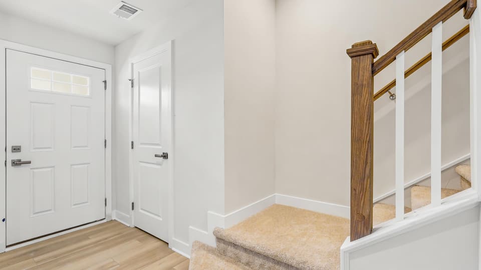 1279 Cornerstone Drive Unit B, photo 2 of 22
