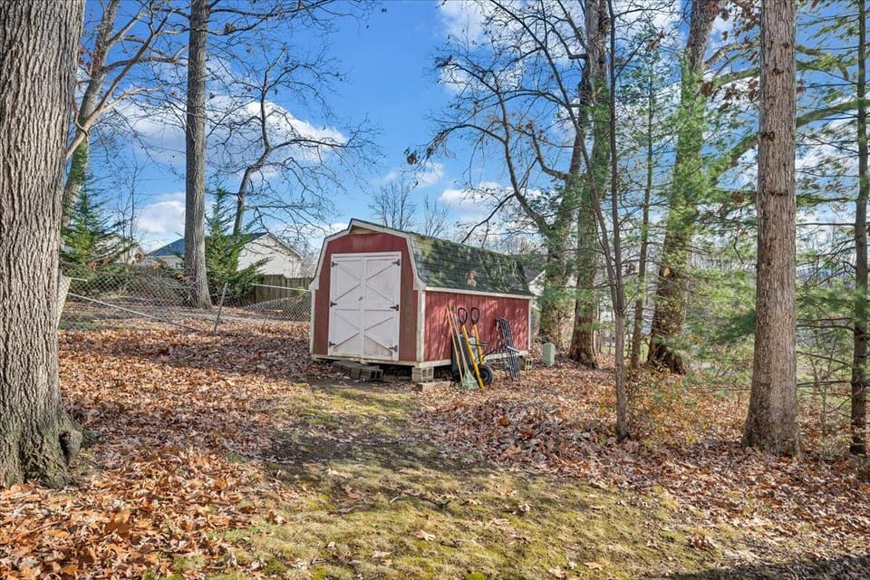 1100 Flint Drive, photo 33 of 37