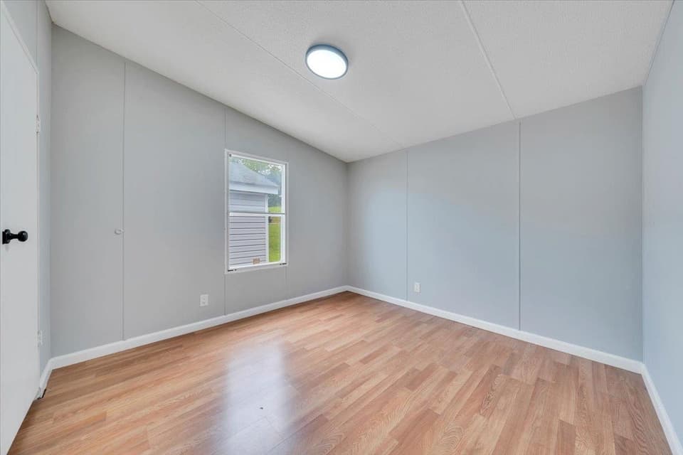 1631 Blue Spruce Drive, photo 16 of 33