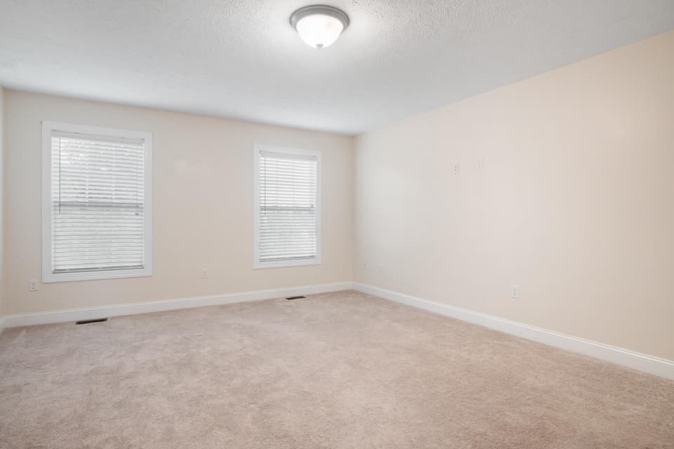 1555 Sherwood Drive, photo 25 of 40