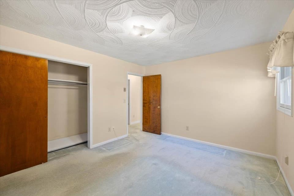 380 Walters Drive NW, photo 11 of 23