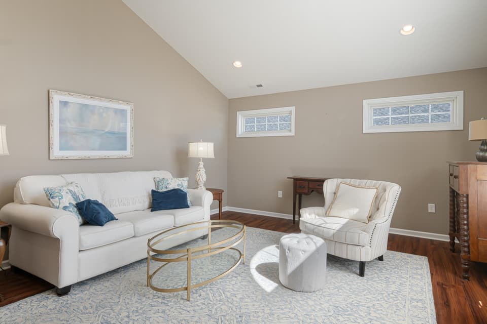 30 Gavins Court NW, photo 5 of 39
