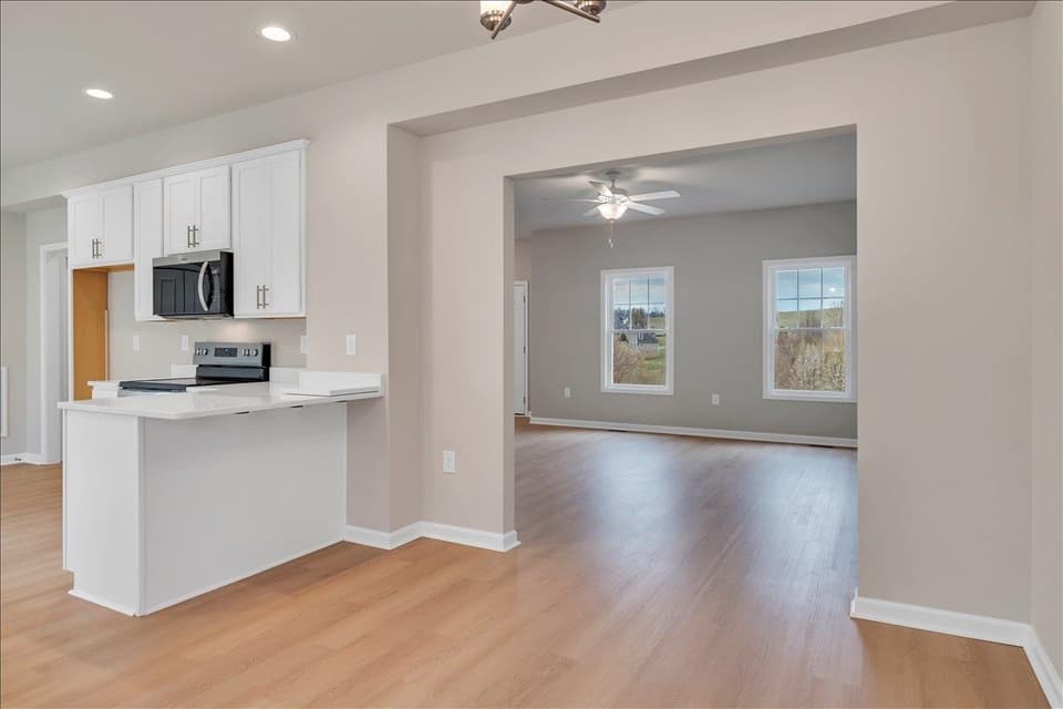 1575 Kensington Way, photo 12 of 40