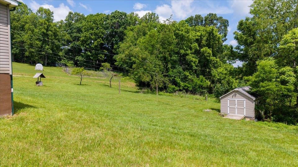 655 Peachtree Hill, photo 31 of 33