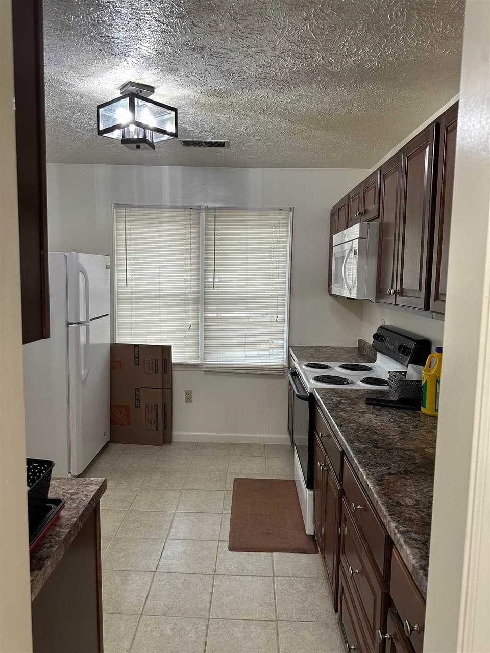 1687 York Drive, photo 10 of 16