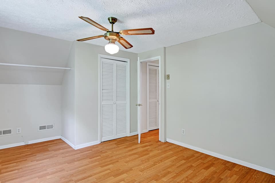 265 Clearview Drive, photo 27 of 40
