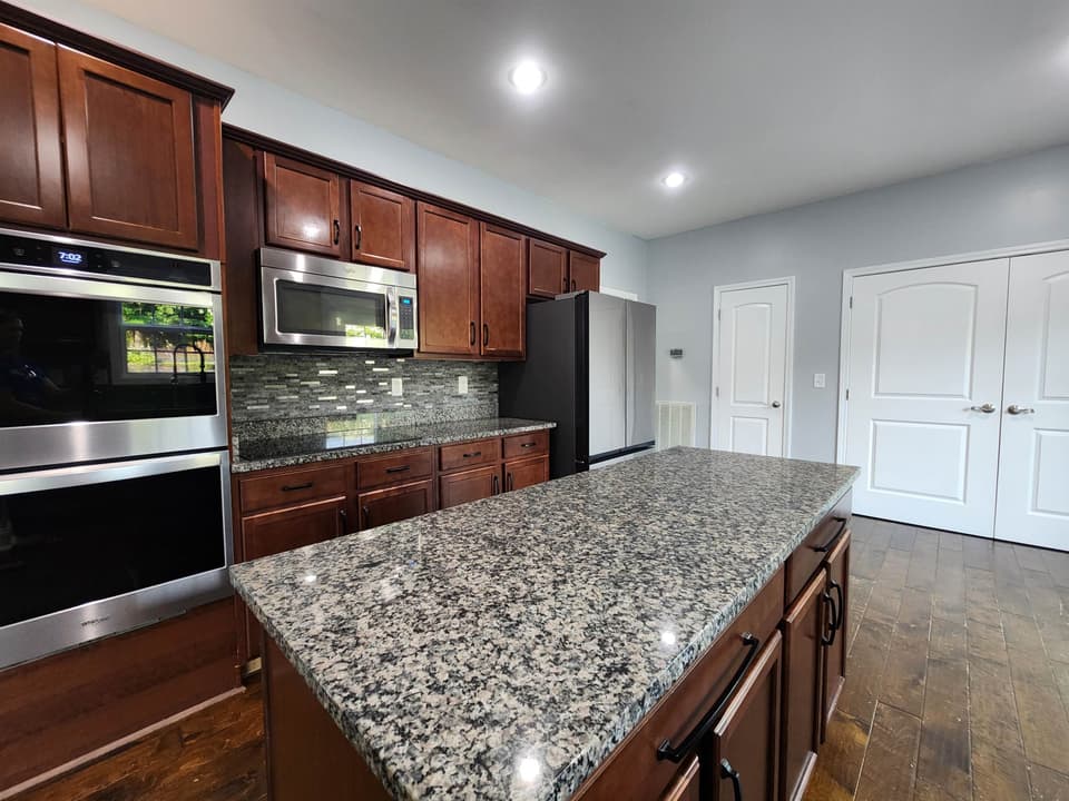 190 Aldwych Avenue, photo 10 of 40