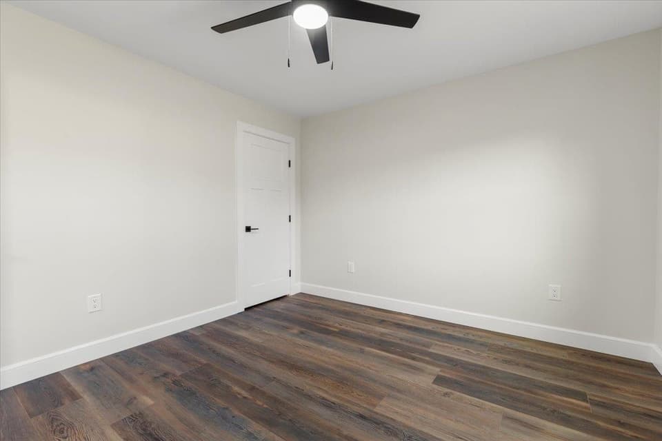 1045 Beaver Drive, photo 24 of 40