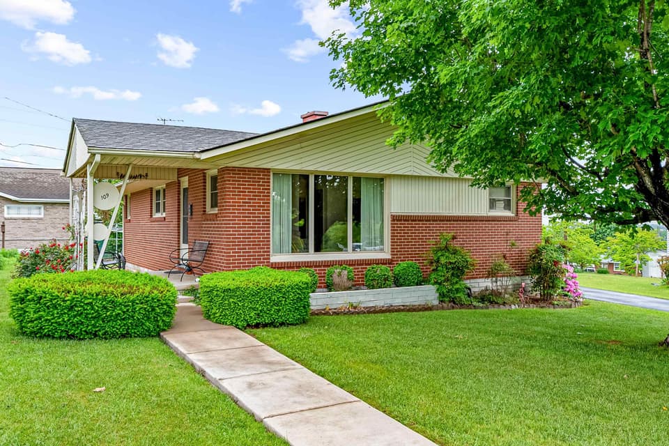 109 Longview Drive, Christiansburg