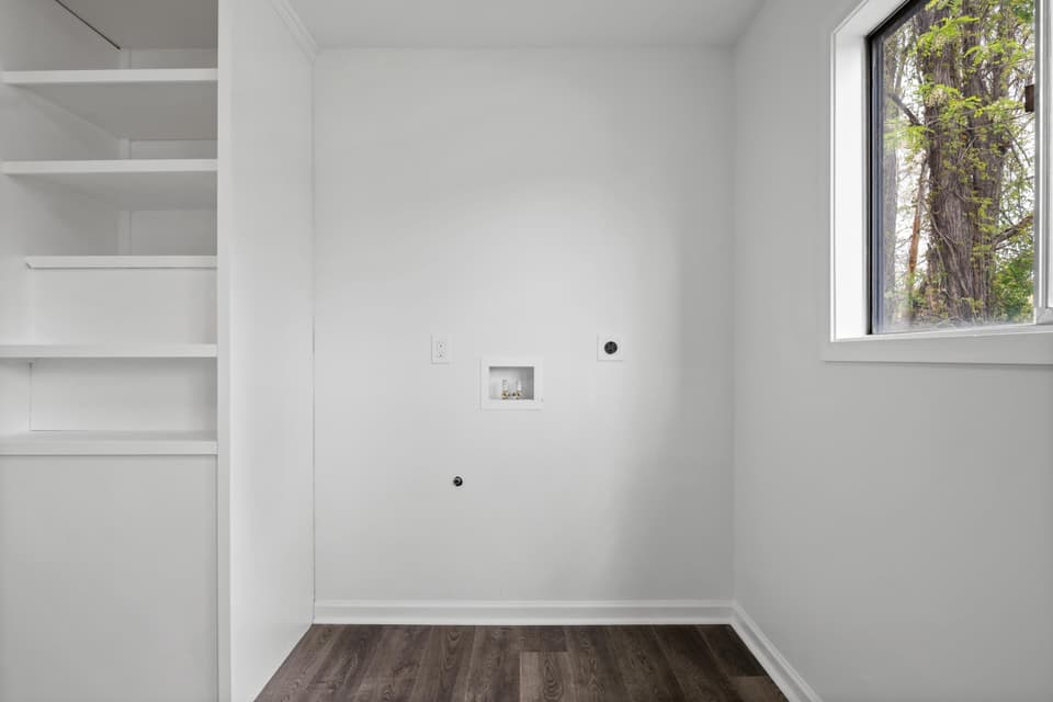 130 East Street, photo 11 of 36