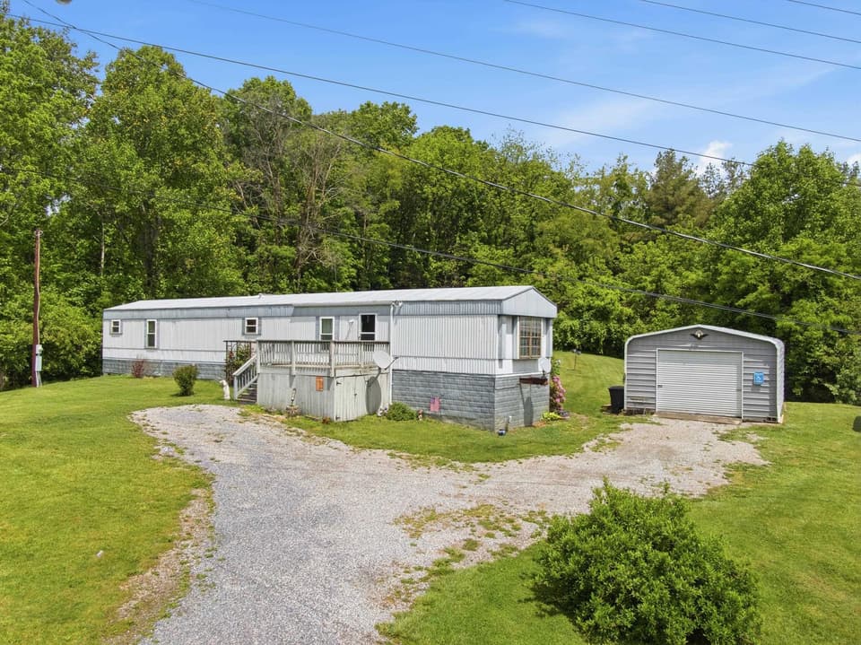 1516 Gunston Road, Christiansburg