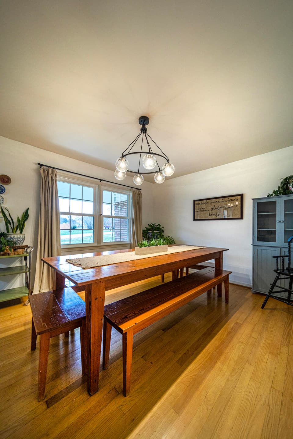 495 Dogwood Ln, photo 9 of 38