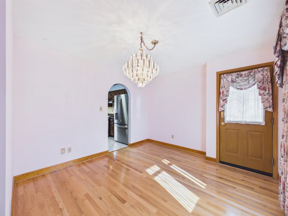 240 Walnut Drive, photo 21 of 40