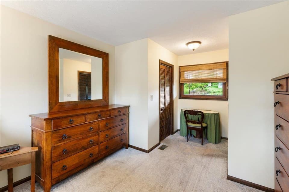 285 Briarwood Drive SW, photo 28 of 40