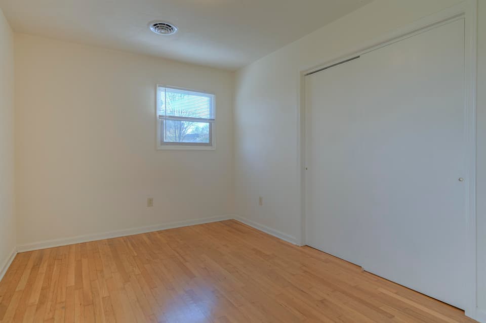 55 Crestview Street, photo 28 of 34