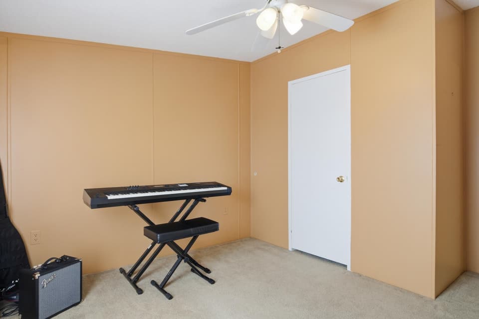 670 Liberty Street NE, photo 24 of 38