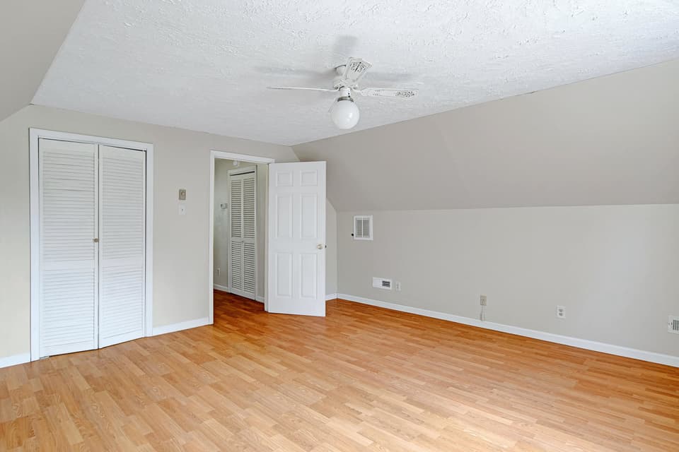265 Clearview Drive, photo 25 of 40