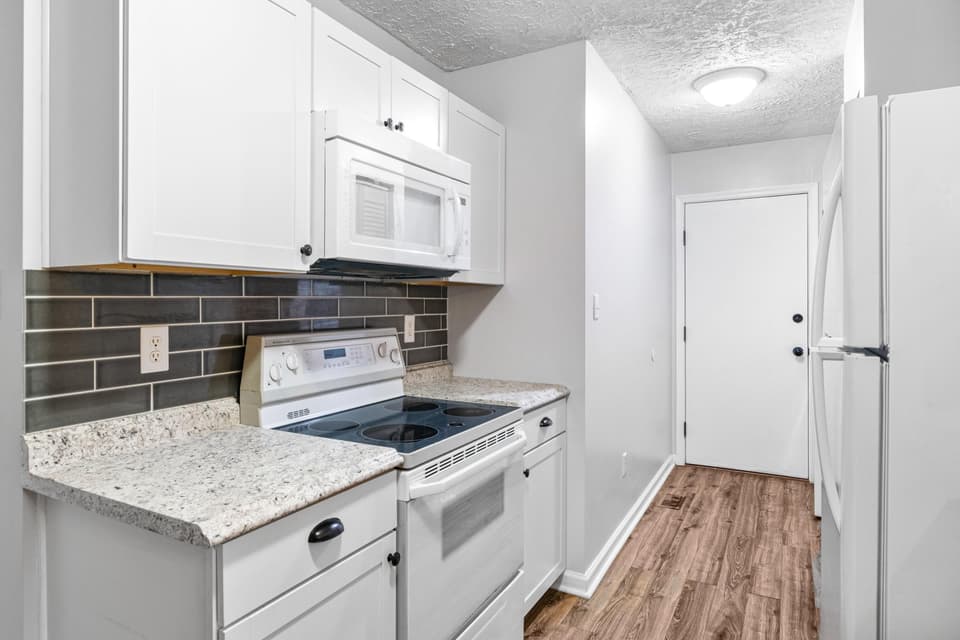 1155 Hans Meadow Road, photo 11 of 34
