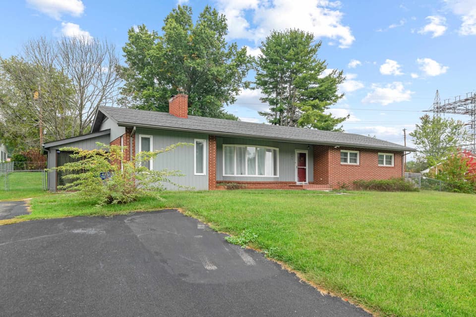 145 Kimball Lane, photo 3 of 39