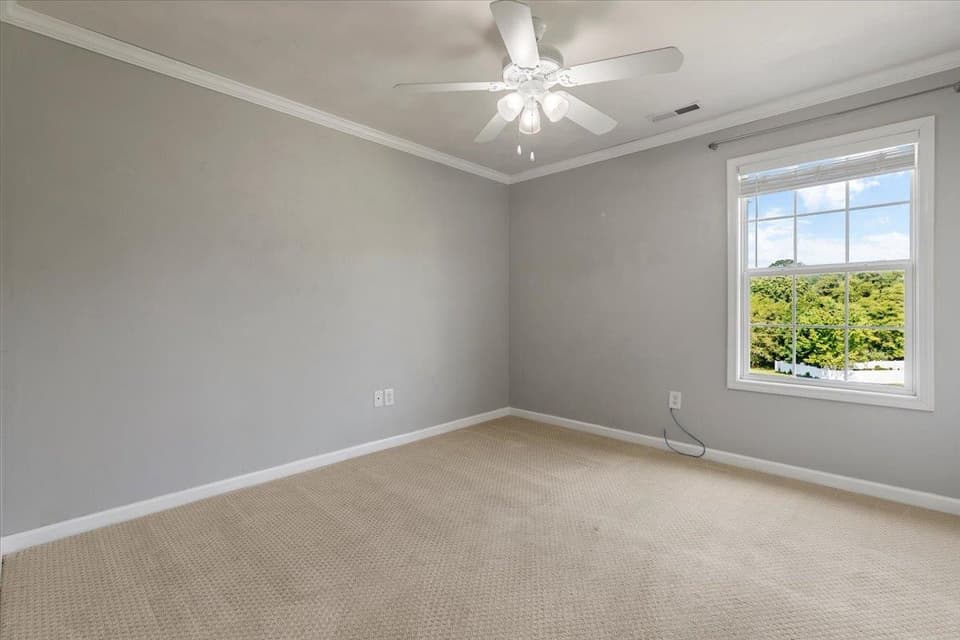 305 Sequoia Circle, photo 23 of 40