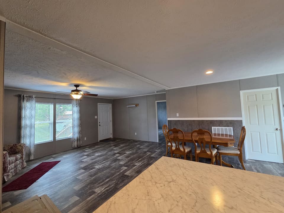 80 Boxwood Drive, photo 12 of 40