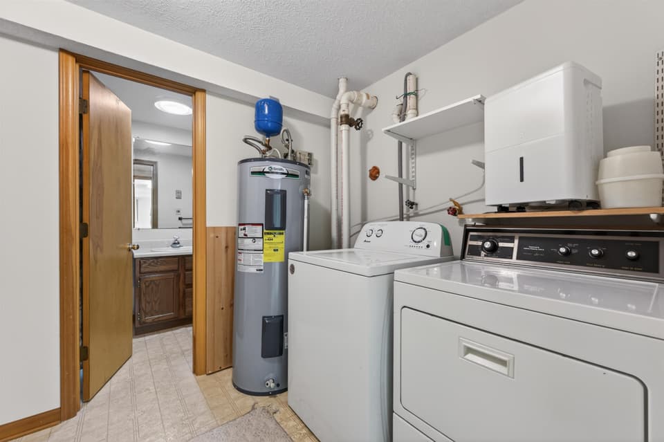 660 McDaniel Drive, photo 36 of 40