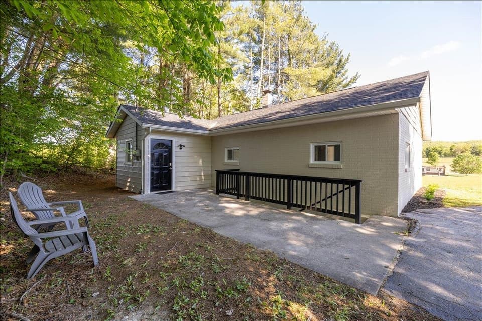 2027 Peppers Ferry Road NW, photo 22 of 28