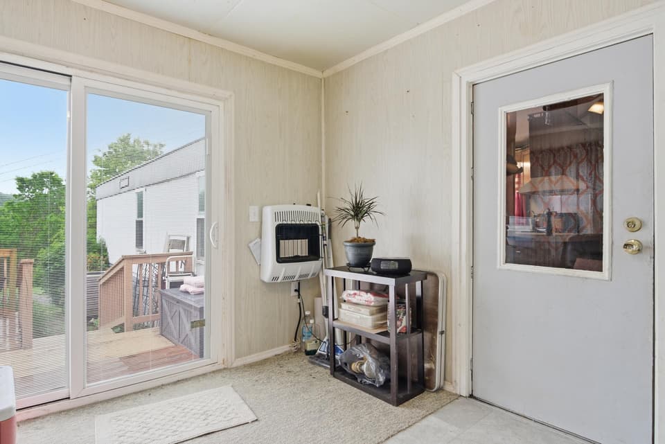 1516 Gunston Road, photo 34 of 40