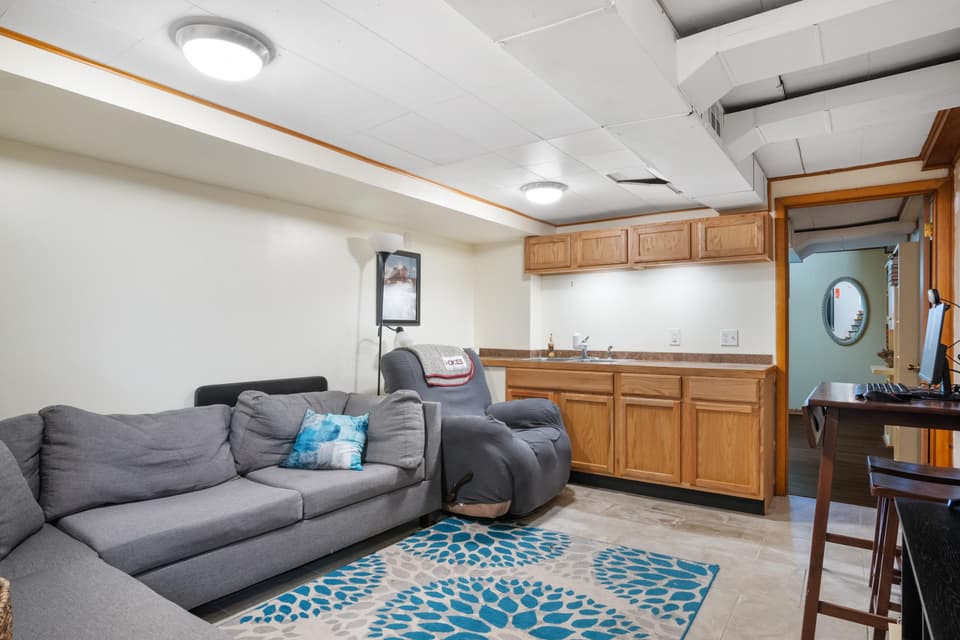 105 Wades Lane, photo 19 of 40