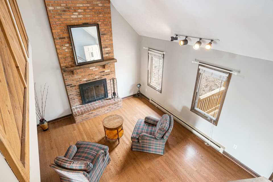 395 Arrowhead Trail, photo 25 of 40