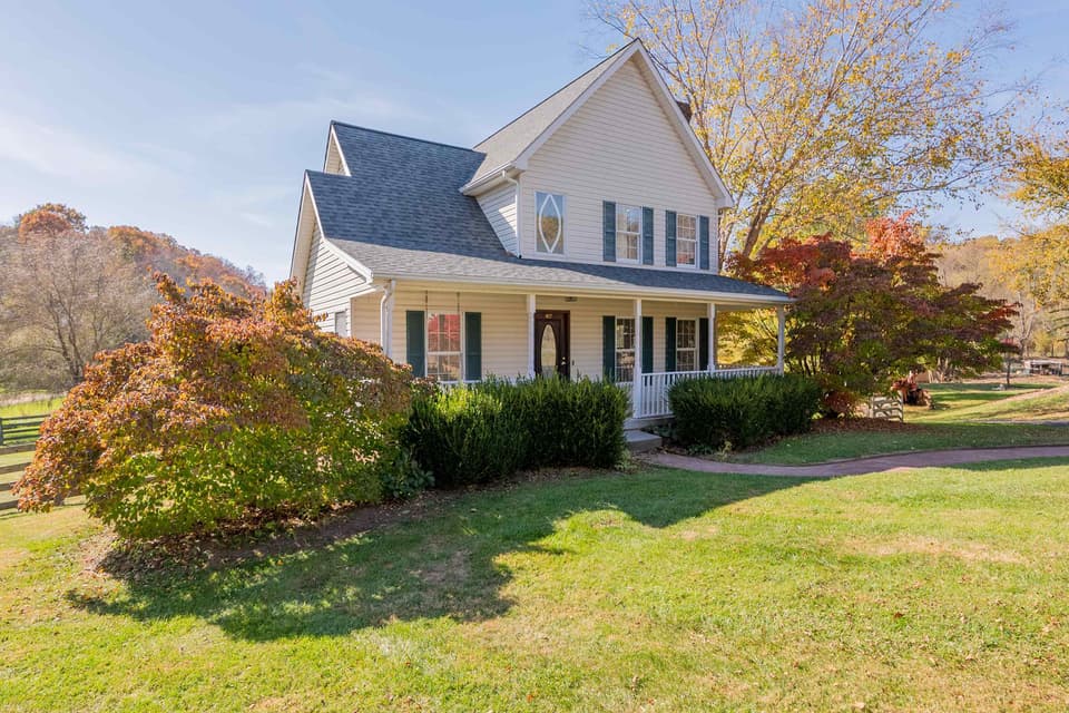 497 Canterbury Street SW, photo 6 of 40
