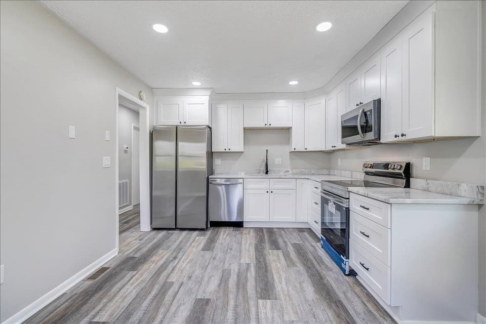 777 Switchback Rd, photo 7 of 27