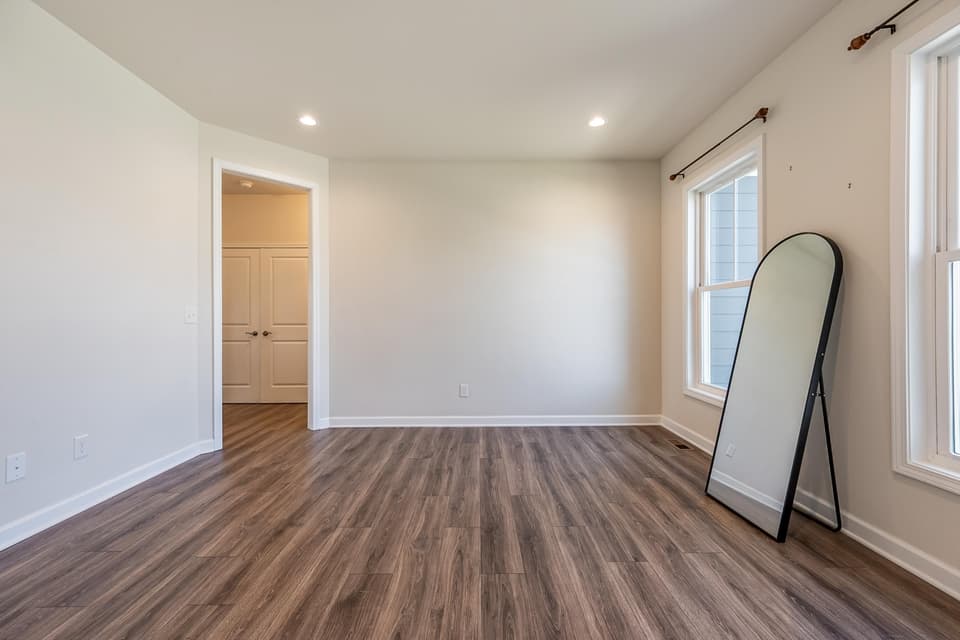 740 Jefferson Circle, photo 17 of 40