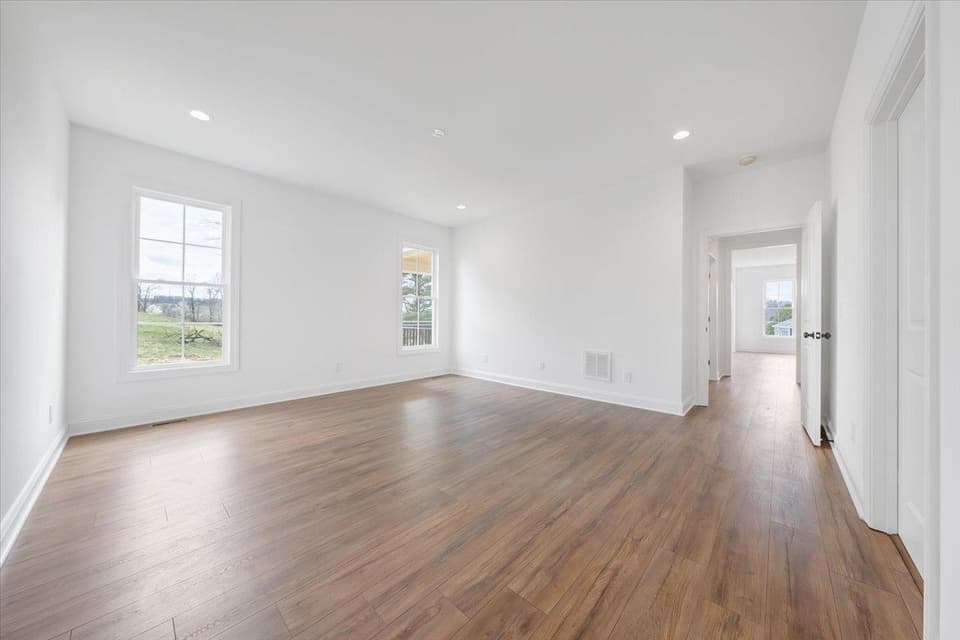 1027 Round Meadow Drive, photo 23 of 40