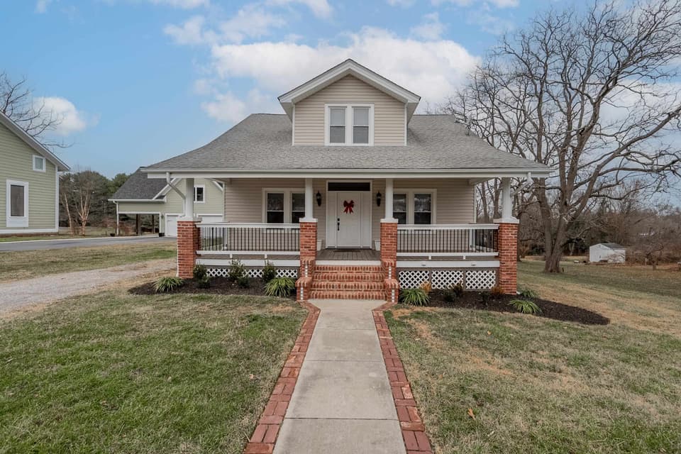 208 Alleghany Street, Christiansburg, VA