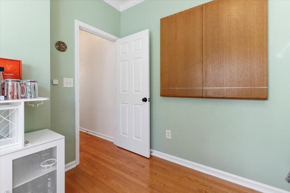 921 Crosscreek Drive, photo 25 of 40