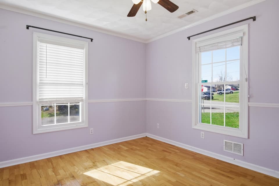1381 Dow Street, photo 14 of 40