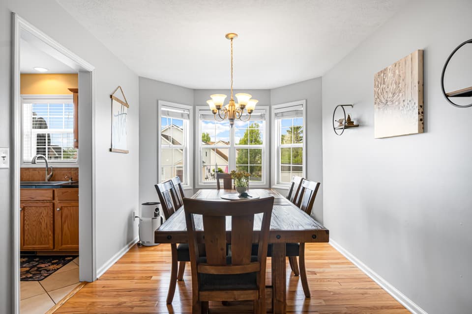 240 Windsor Drive, photo 15 of 40