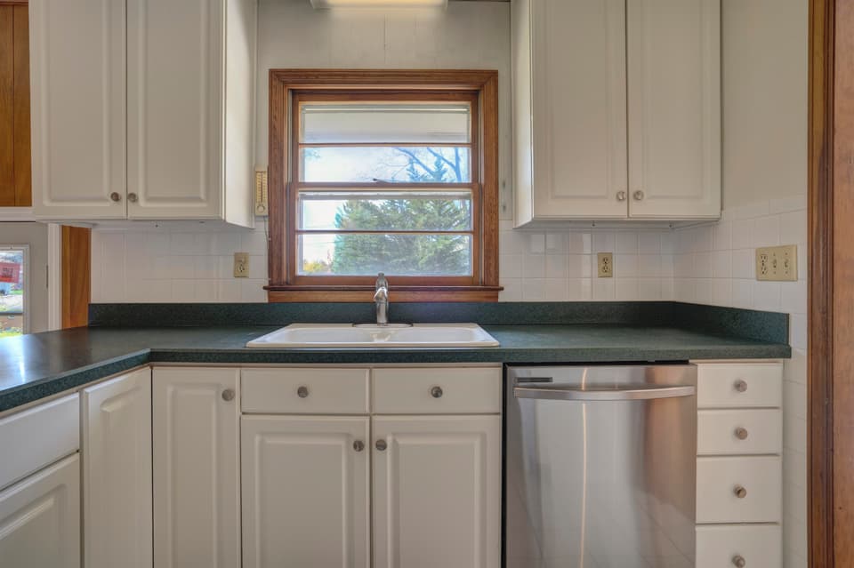 345 Overhill Road, photo 20 of 40