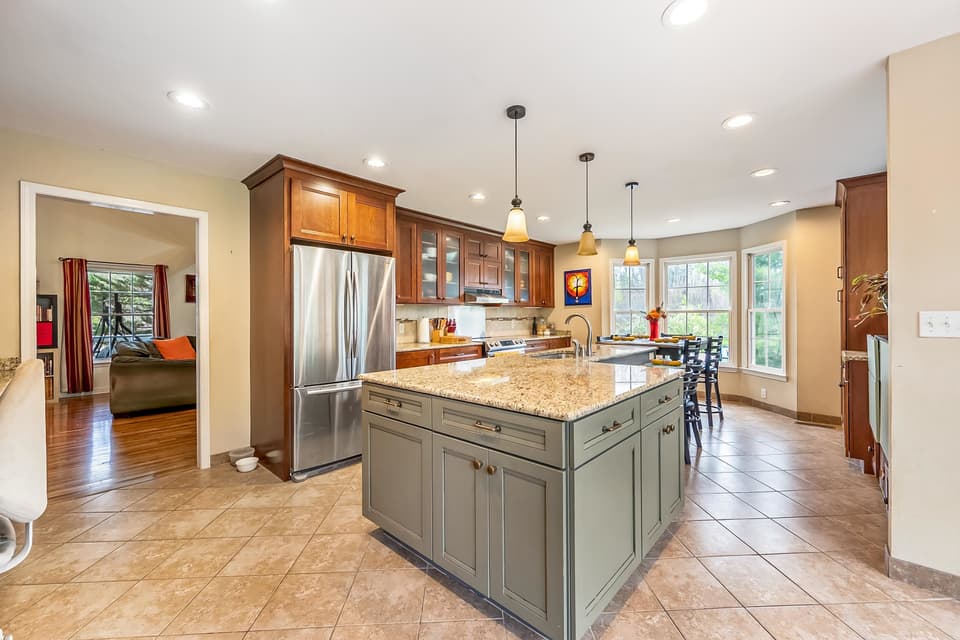 2240 Yellow Sulphur Road, photo 21 of 40