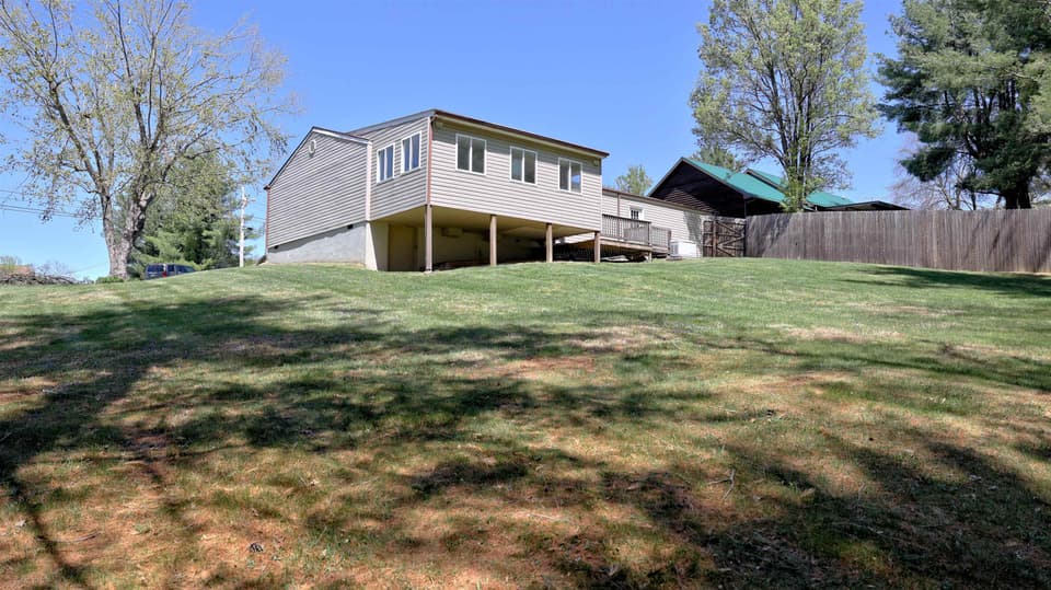 1055 Scott Street, photo 34 of 36