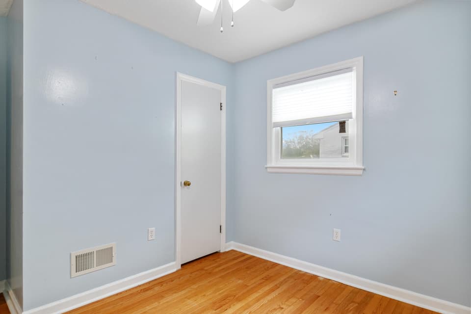 955 McHenry Avenue, photo 18 of 29