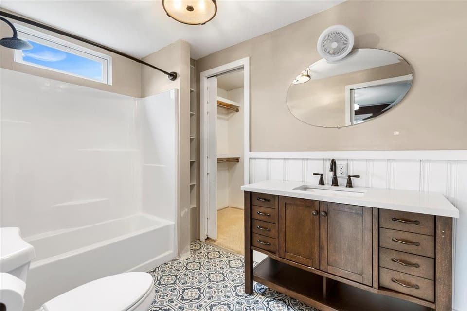 690 Harless Street, photo 27 of 40