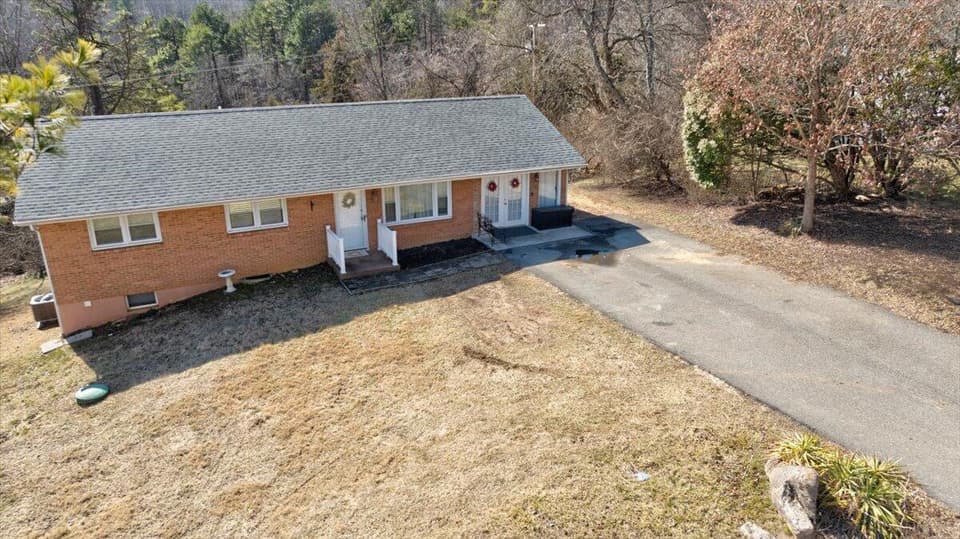 375 Mt Pleasant Rd SE, photo 40 of 40