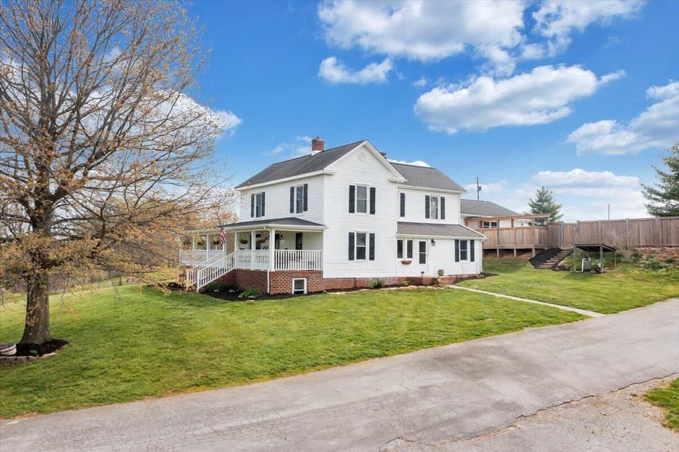3624 Dairy Road, photo 2 of 38
