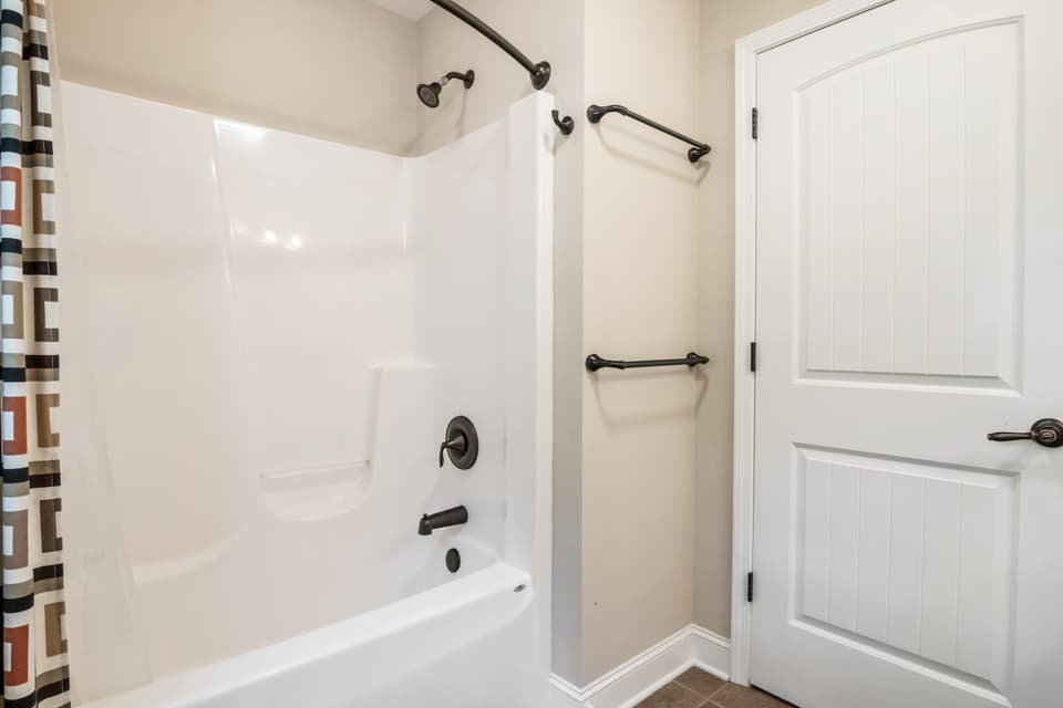 60 Florence Drive, photo 33 of 40
